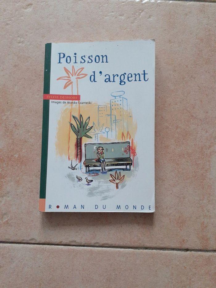 Le livre poisson d'argent - photo numéro 1