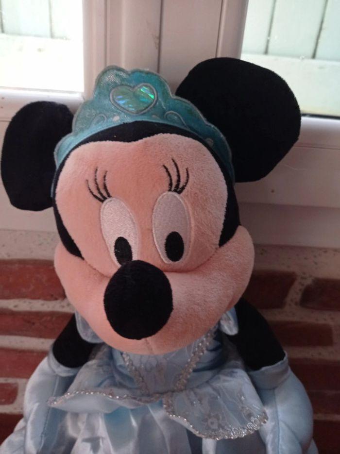 Peluche Minnie Cendrillon - photo numéro 2