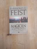 Livre de Raymond E. Fest, Magicien-L'apprenti T.1