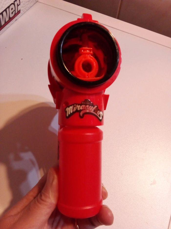 Pistolet pour faire bulles ladybug - photo numéro 6