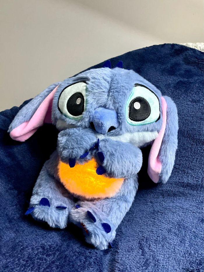 Peluche lumineuse Disney Stitch qui respire 🩵 - photo numéro 8