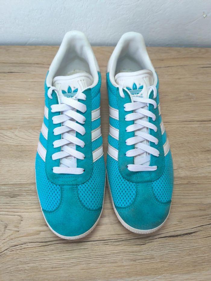 Baskets adidas gazelle vintage bleu turquoise pointure 42 bon état sans boîte d'origine - photo numéro 4