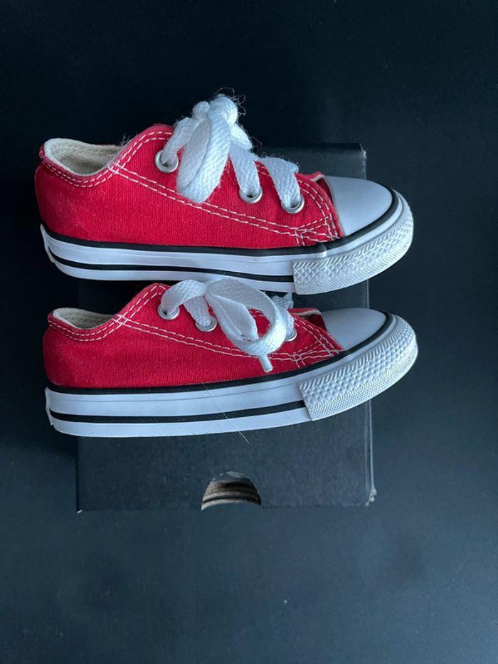 Converse rouge taille 22 - photo numéro 4