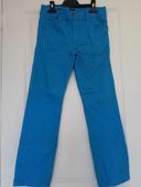 Pantalon bleu clair