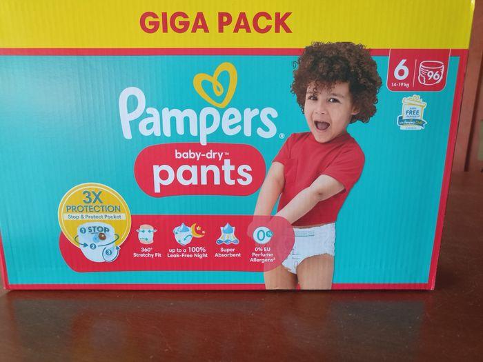 Giga pack Pampers baby dry pants taille 6