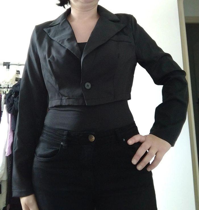 Veste de tailleur neuve - photo numéro 3