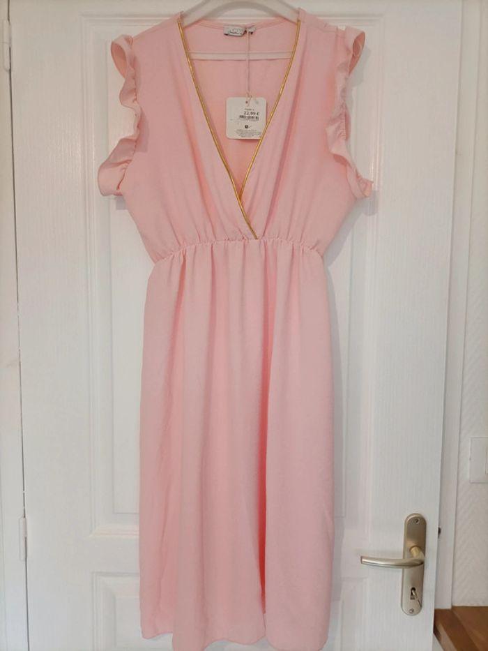 Robe cocktail neuve rose M - photo numéro 1