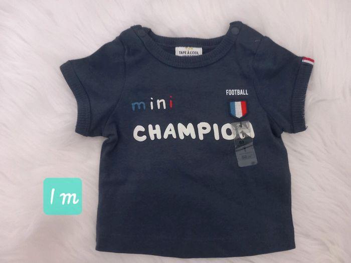 T-shirt mini champion 1 mois