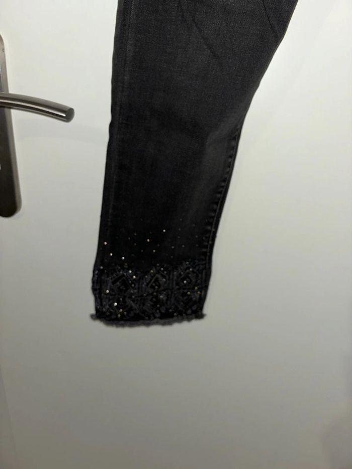 Jeans noir gris avec strass- taille 38/M - photo numéro 3