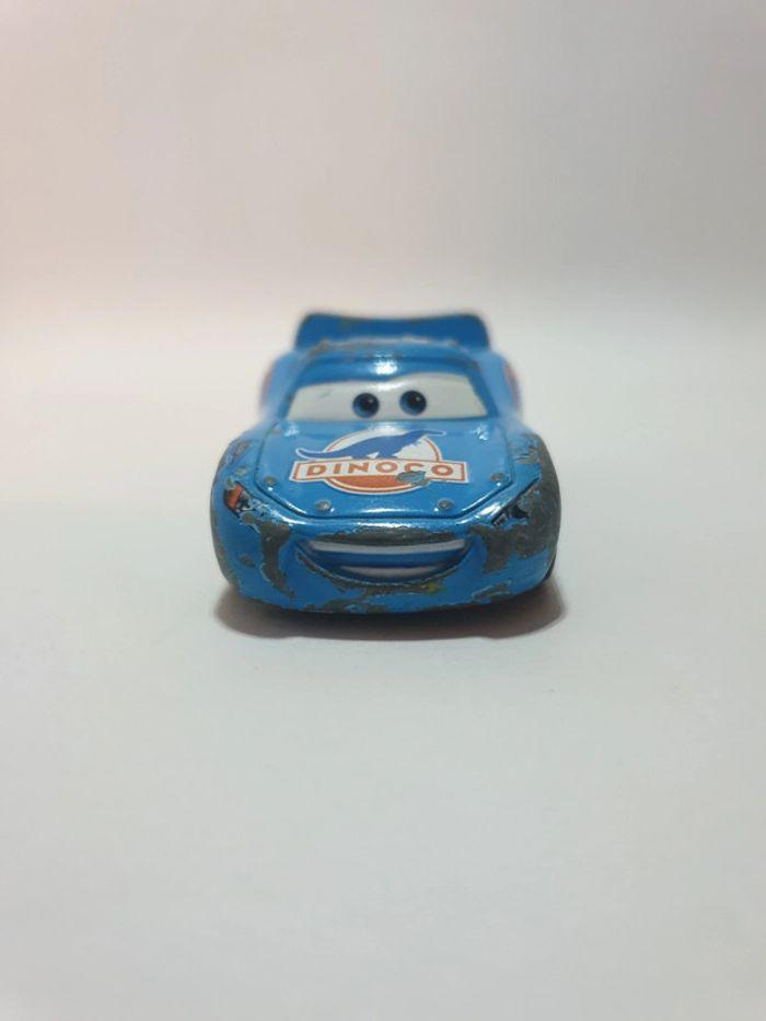 Voiture Cars Disney/Pixar Flash McQueen 95 Dinoco Bleu - 1/55 - photo numéro 2