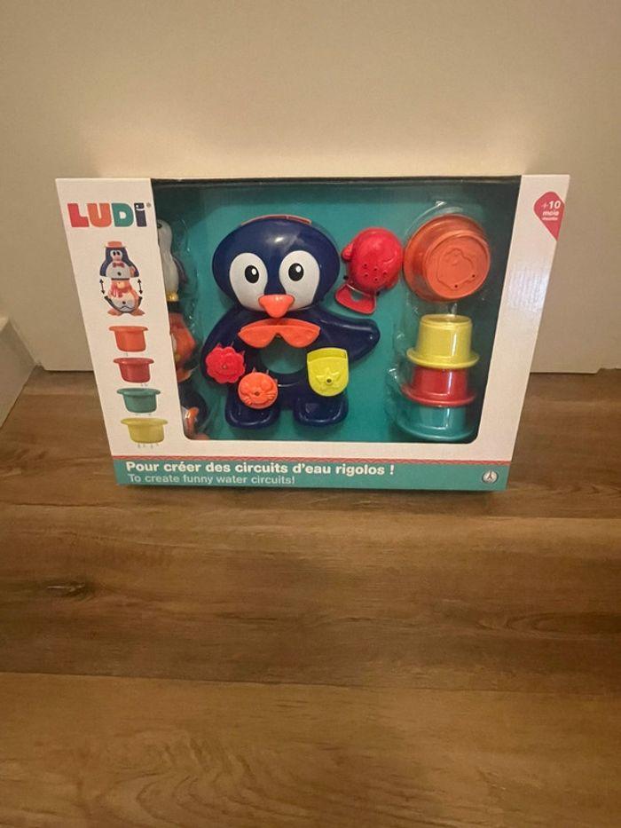 Ludi - coffret de bain Pingouin - 10 mois et + - photo numéro 1