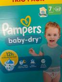 Pampers baby dry 93 couche taille 7