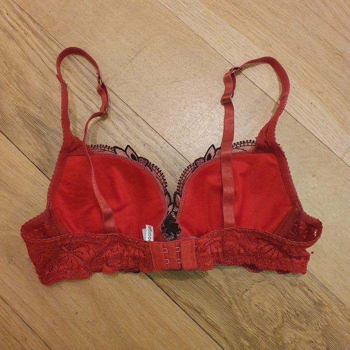 Soutien gorge coque fine armature dentelle rouge - RougeGorge - Taille 85B - photo numéro 4