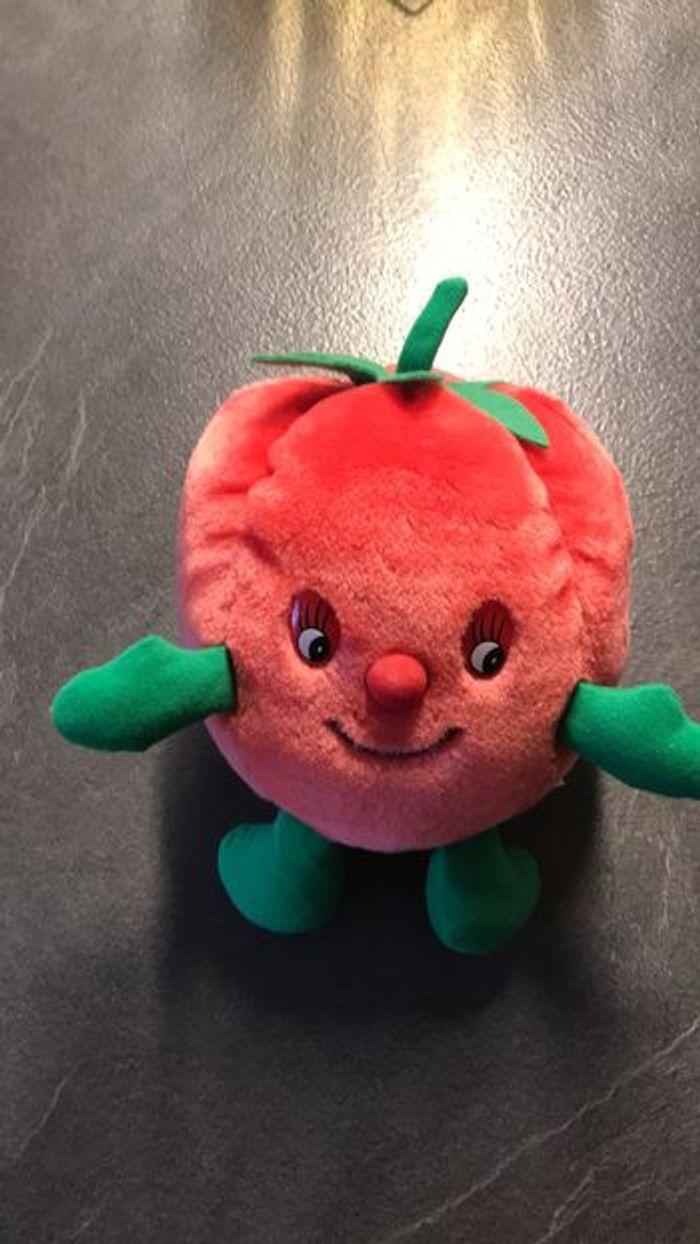 Adorable Tomate peluche - photo numéro 1