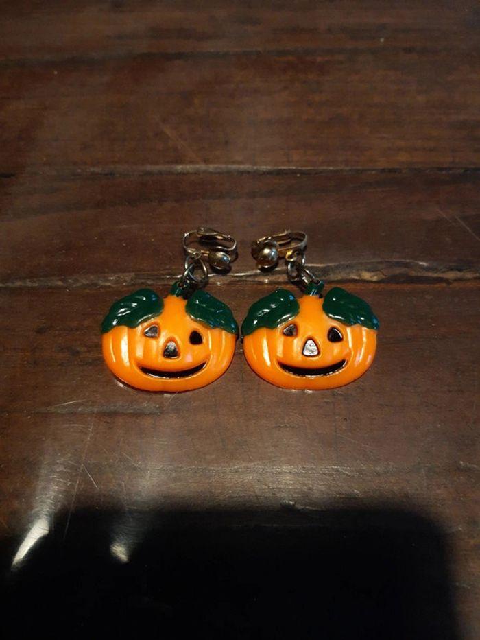 Boucles d'oreilles à pince citrouille Halloween - photo numéro 1