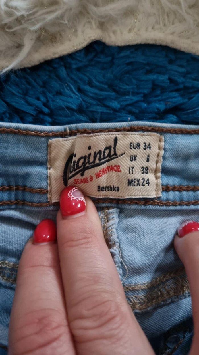 Joli jeans Bershka taille 34 - photo numéro 3