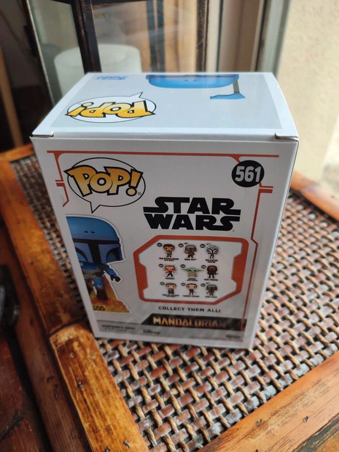 The mandalorian no stripes 561 funko pop star wars bobble head gamestop exclusive - photo numéro 7