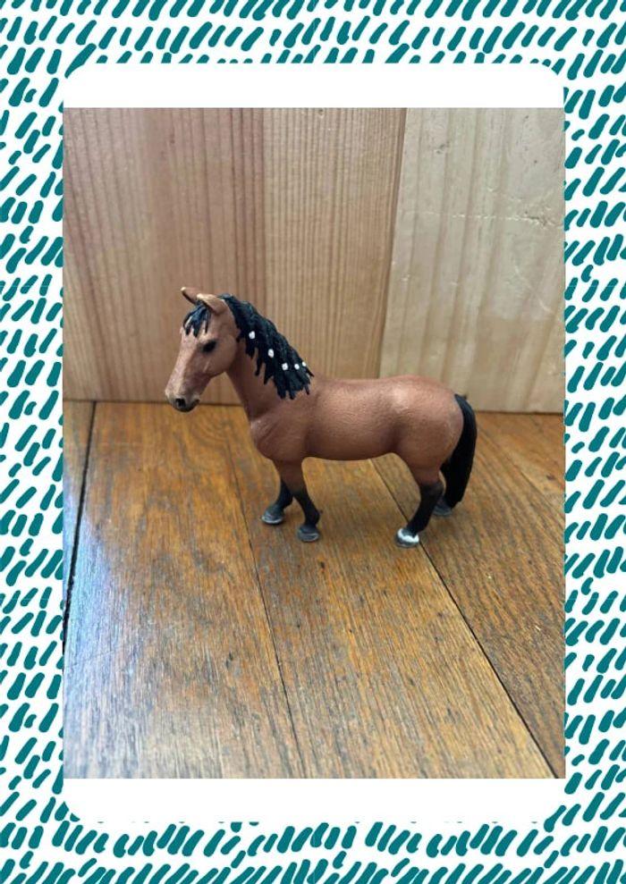 Figurine cheval Schleich - photo numéro 1