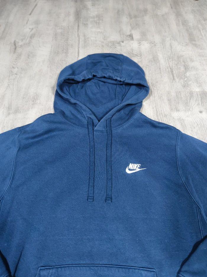 Sweat à Capuche Nike Bleu Marine Logo Brodé Blanc Taille XS Homme - photo numéro 2