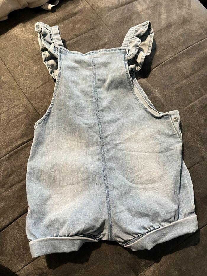 Salopette short en jean bébé fille 12 mois - photo numéro 2