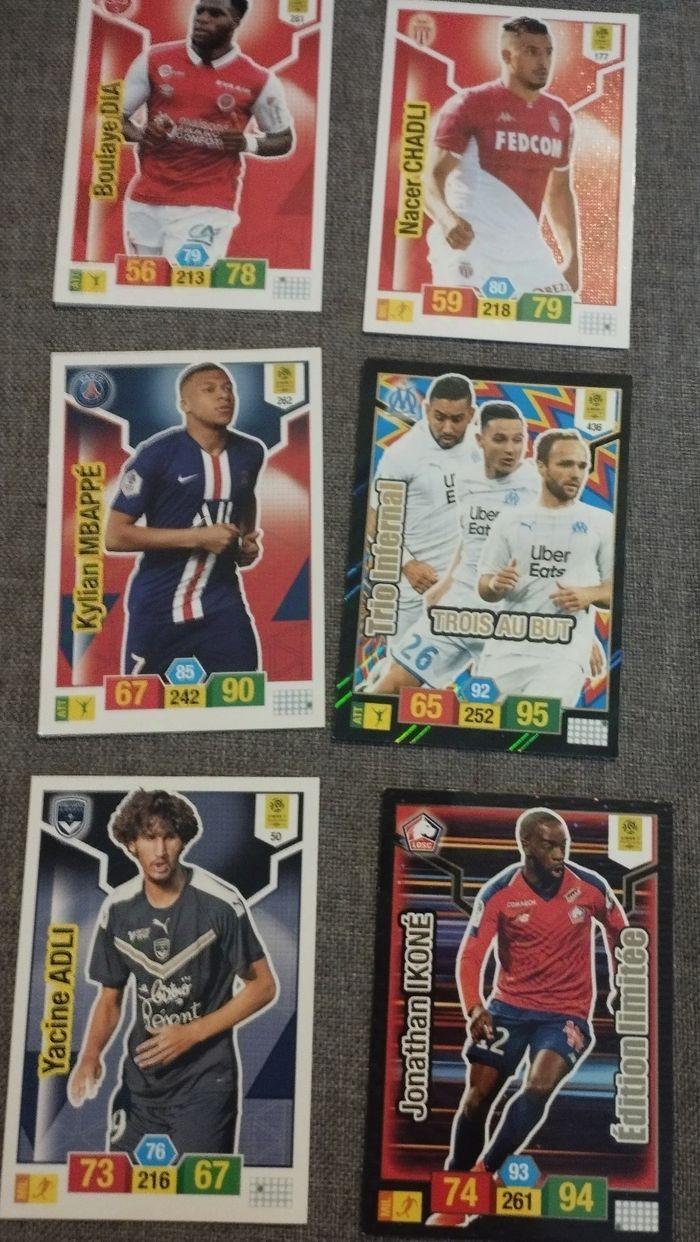 Carte panini football adrenalyn par 25 - photo numéro 3