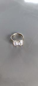 Bague pour enfant, bague pour fille 6 - 10 ans, bijou fantaisie noeud blanc