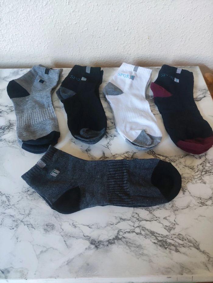 5 paires de chaussettes taille 37-39(neuf) - photo numéro 1