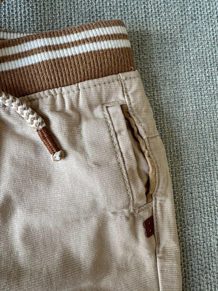 Chino beige 18 mois - photo numéro 3