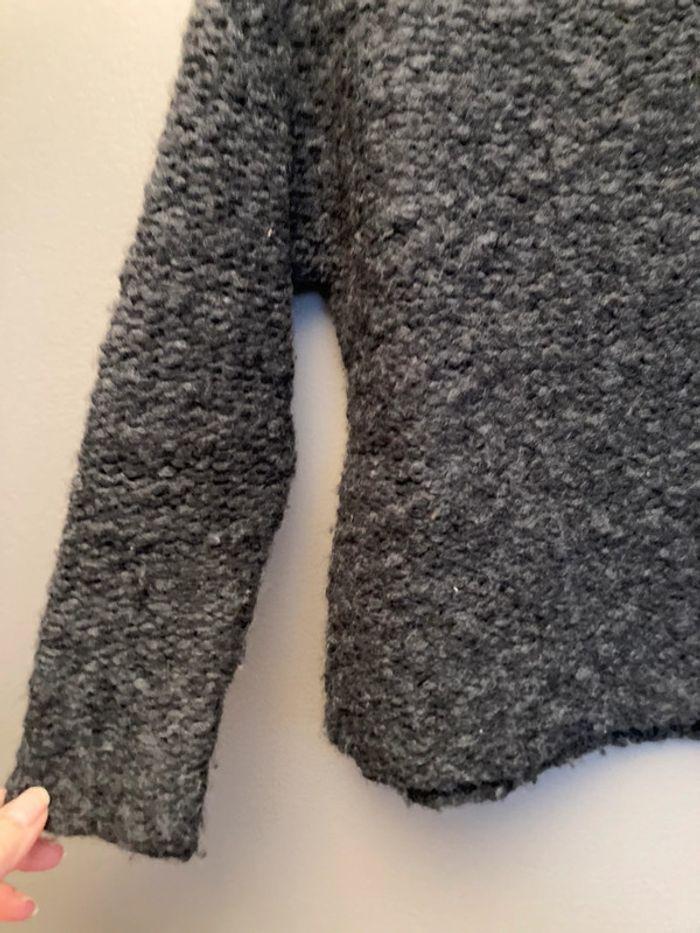 Bonton pull gris foncé 8 ans - photo numéro 7