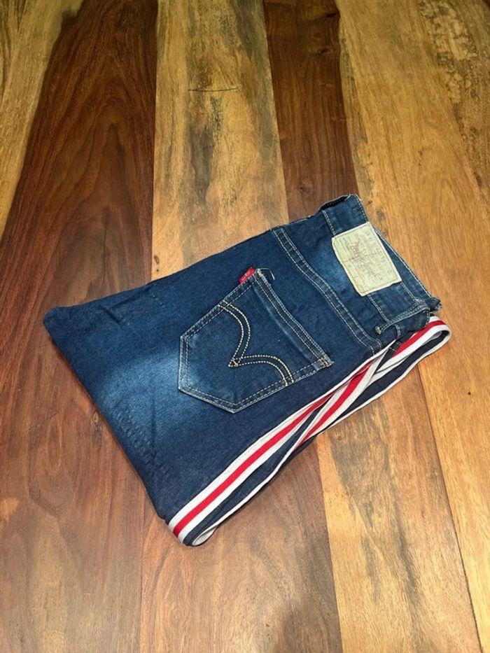 46. Levi’s W26 L32 - photo numéro 3