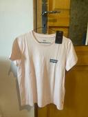 Teeshirt femme levi’s rose pastel