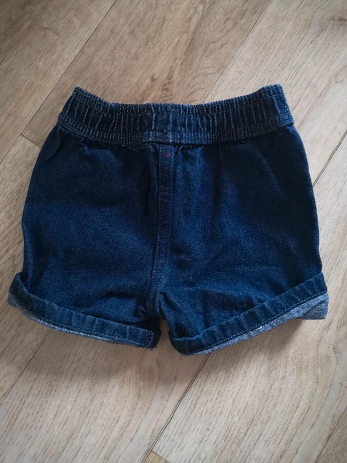 Short en jean avec broderie - photo numéro 2