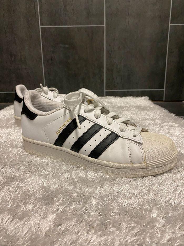 Baskets adidas superstar taille 36 - photo numéro 1