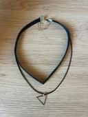 Collier ras de cou