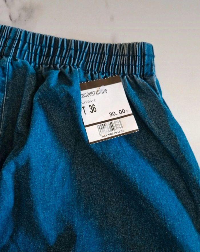 Pantalon court bleu marine - photo numéro 4