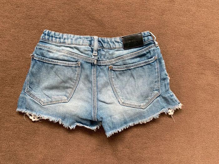 Short en jeans clair - photo numéro 2