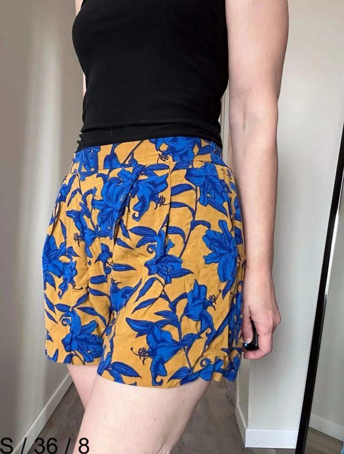 Short fluide bleu et jaune H&M taille 36 💖 - photo numéro 6