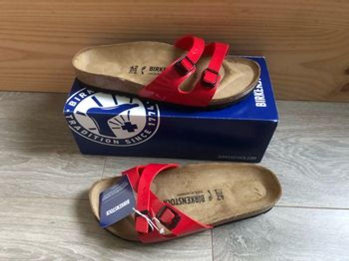 Chaussures Sandales Birkenstock pointure 42 neuves et emballées - photo numéro 1