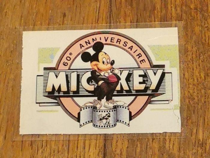 Lot anciens posters + articles anniversaire journal de mickey - photo numéro 6