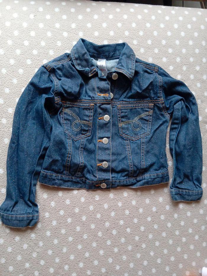 Veste en jean avec paillettes 7 - 8 ans - photo numéro 1