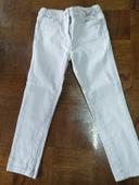 Pantalon avec ceinture réglable