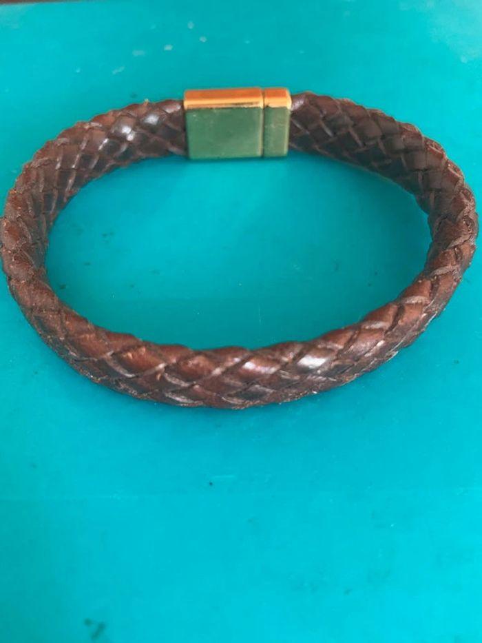 Bracelet en cuir tressé - photo numéro 1