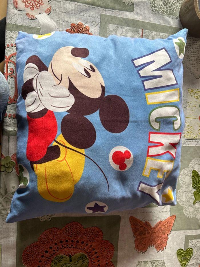 Coussin Mickey - photo numéro 1