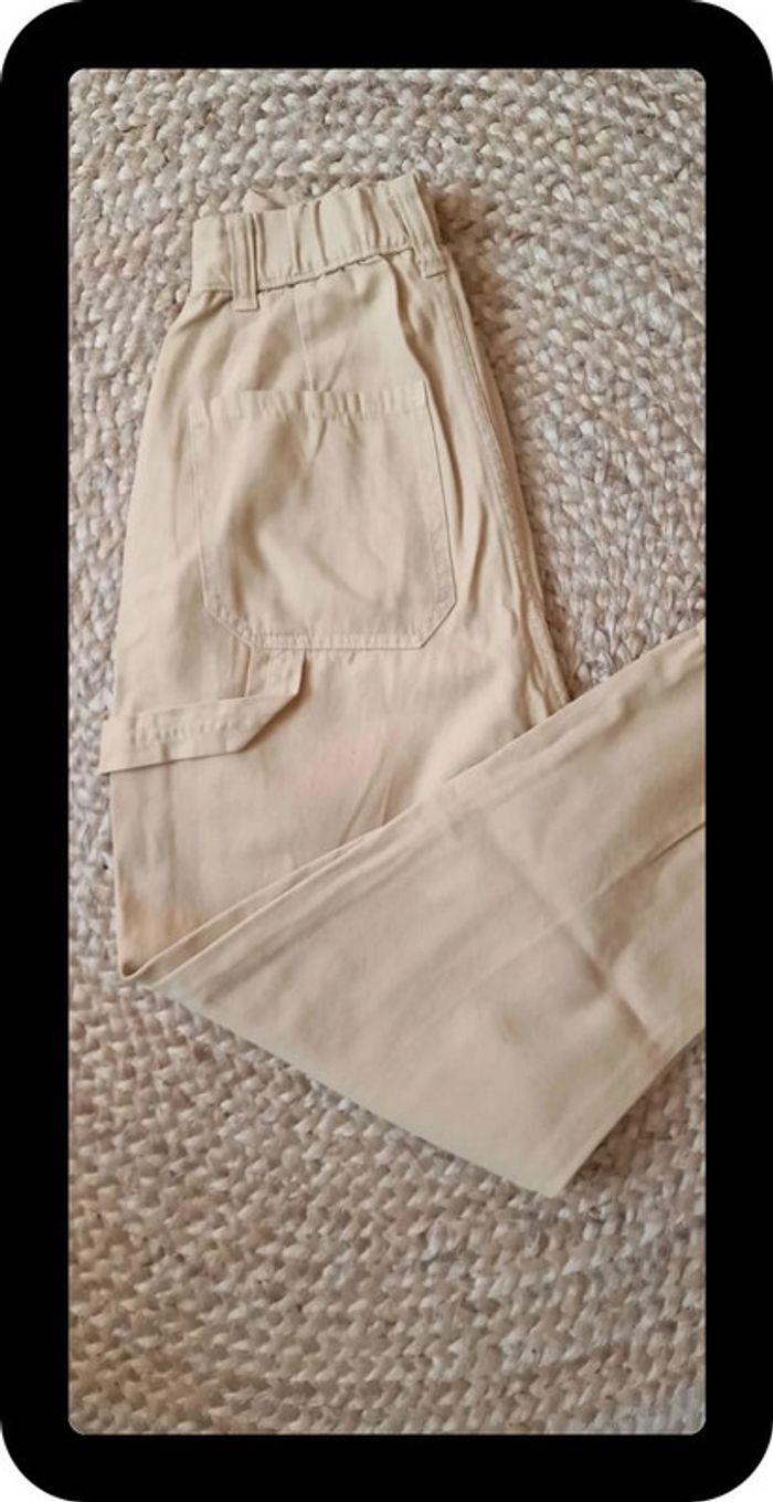 Pantalon 7/8 cargo / femme / Pull&bear / taille M/ beige - photo numéro 3