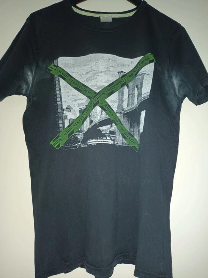 Lot de  tee shirt 10 euros - photo numéro 4