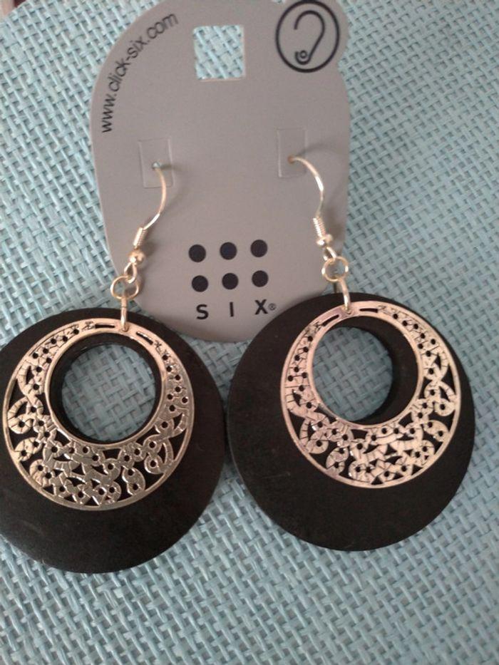 Boucles d'oreilles - photo numéro 1