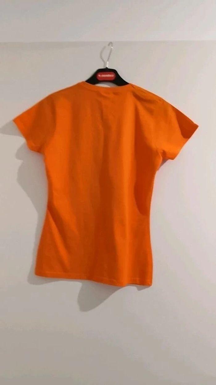 Tee. Shirt orange fantaisie - photo numéro 2