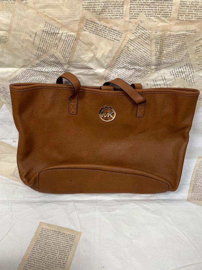 Sac à main en cuir verni marron luxe Michael Kors - photo numéro 1