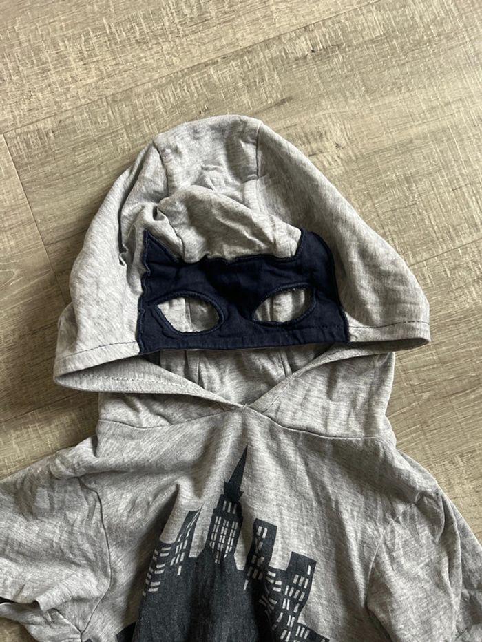 T shirt capuche Batman - photo numéro 3