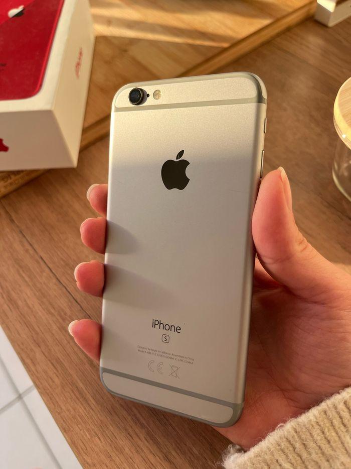 iPhone 6s  32GB - photo numéro 3